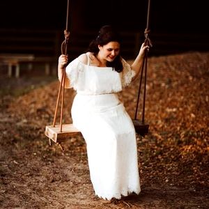 David's Bridal Wedding Dress Size 16